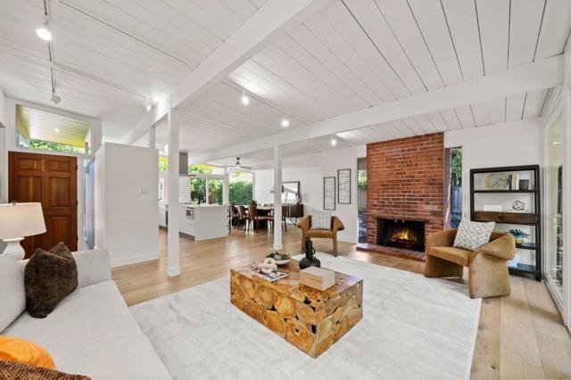3310 Kenneth Drive, Palo Alto CA: https://media.crmls.org/mediaz/572fcebc-267c-4b54-929c-2087735f6c9f.jpg