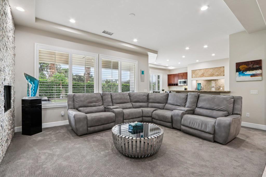 MLS #219136946DA image #13