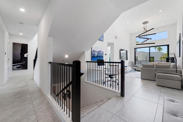 294 Mayfair Way, Palm Springs, CA 92264