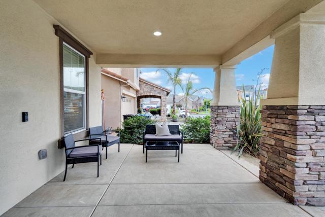 1028 Capri Way, Salinas CA: https://media.crmls.org/mediaz/5730c74d-57b6-4cbf-b39c-eb5ce04d2b74.jpg