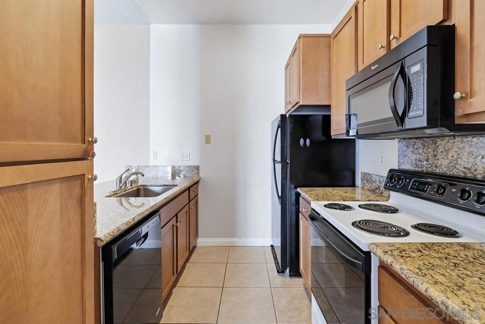 8324 Regents Rd - photo 10