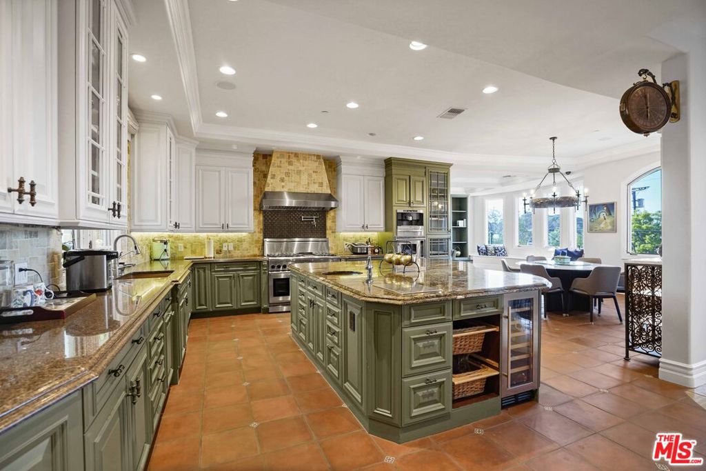 MLS #26858457 image #17
