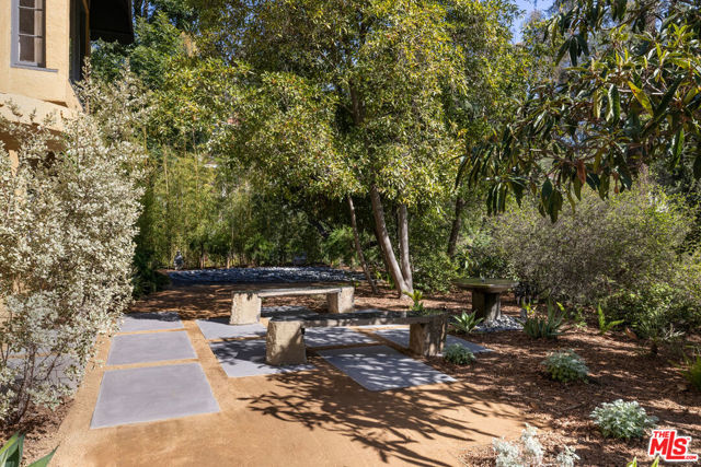 540 Mount Washington Drive, Los Angeles CA: https://media.crmls.org/mediaz/5733686b-0413-4414-b559-6a3928a40e62.jpg