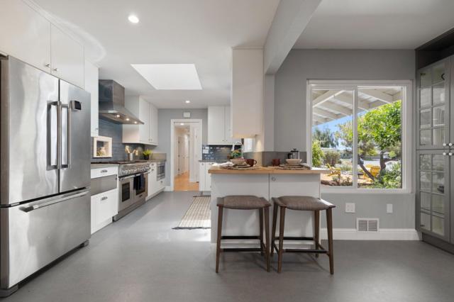 934 Hickory Way, Fremont CA: https://media.crmls.org/mediaz/5733cb04-4895-4316-b3ae-d72fe69fe016.jpg
