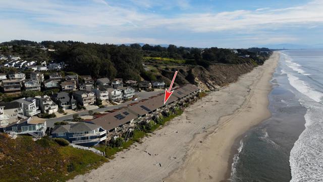 753 The Shoreline, La Selva Beach CA: https://media.crmls.org/mediaz/5734cf25-940a-4500-9d1d-66090734d797.jpg