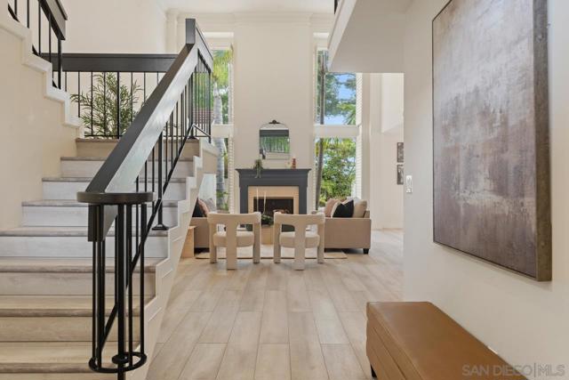 8206 Caminito Lacayo, La Jolla CA: https://media.crmls.org/mediaz/57355334-7861-41e3-bac8-69ff58064a68.jpg