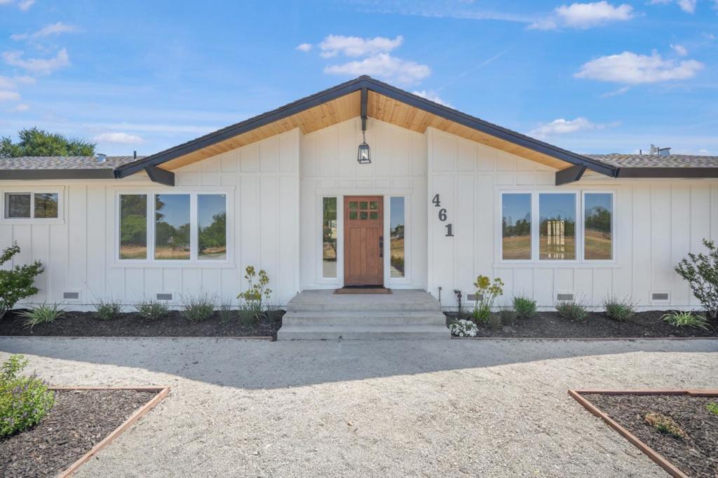 461 Morada Lane