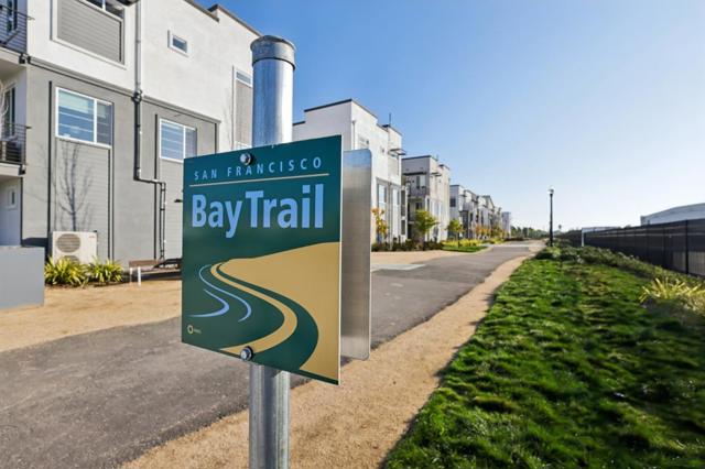 473 Sentinel Drive, Alameda CA: https://media.crmls.org/mediaz/57364d13-05f7-49f6-ad96-03a39aa8c570.jpg