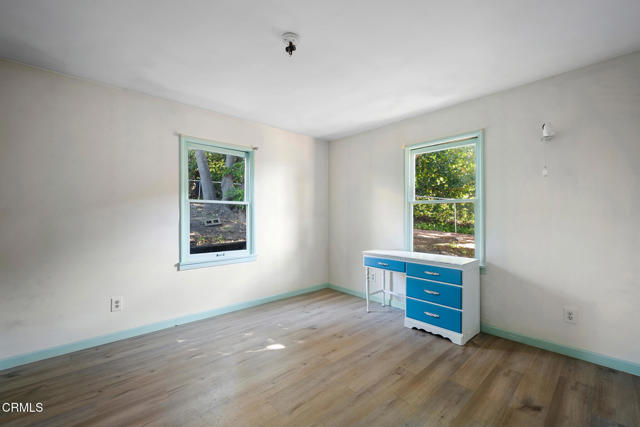 Detail Gallery Image 7 of 32 For 3864 Clayton Ave, Los Angeles,  CA 90027 - 2 Beds | 1 Baths