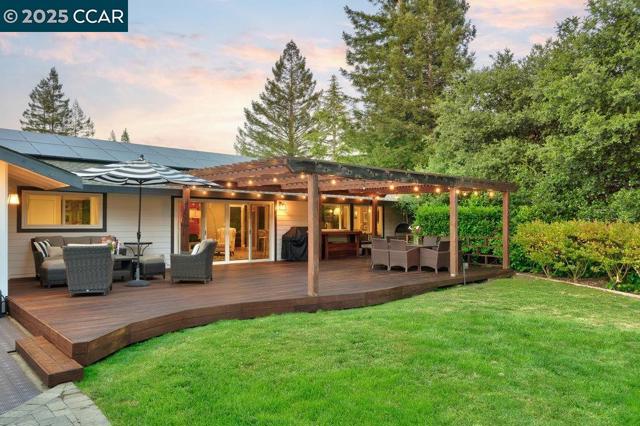 314 Draeger Dr, Moraga CA: https://media.crmls.org/mediaz/5737a145-f0e4-4a75-a0f3-90983be32eac.jpg