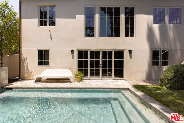 4228 Los Nietos Drive, Los Angeles CA: https://media.crmls.org/mediaz/57393a66-f269-400b-99b6-936cb325918d.jpg