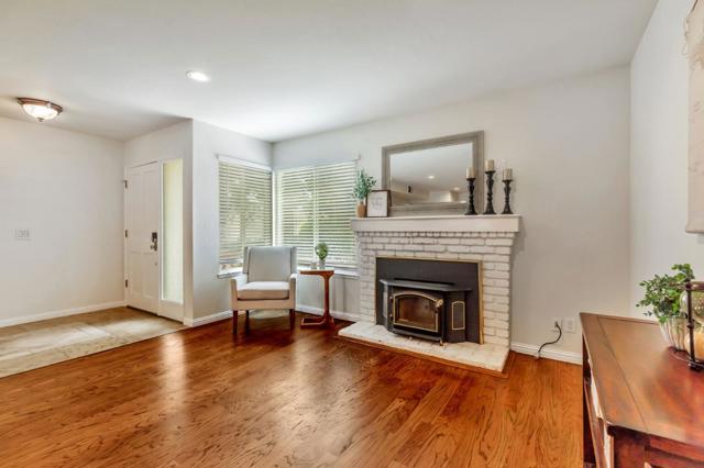 15173 Yosemite Way, Morgan Hill CA: https://media.crmls.org/mediaz/573a11ae-fff0-4bed-9ce5-e3f302f5191c.jpg