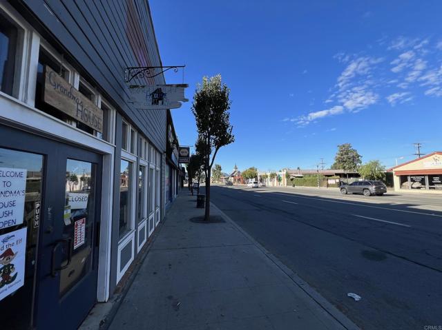 738 Main Street, Ramona, California 92065, ,Commercial Sale,For Sale,738 Main Street,CRNDP2309176