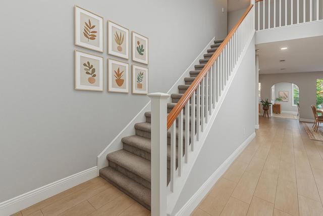 9565 Grande Drive, Gilroy CA: https://media.crmls.org/mediaz/573ae92e-96bc-49a2-a8fb-18152b10a850.jpg