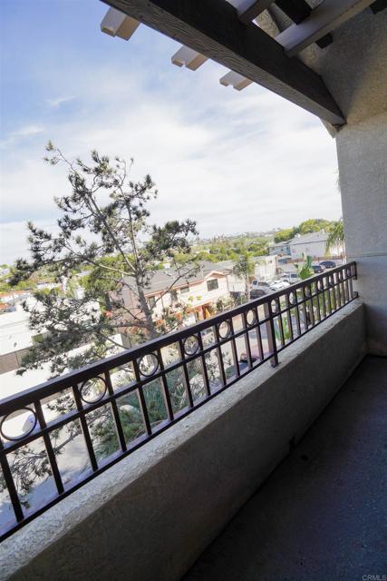 Detail Gallery Image 10 of 32 For 922 Sealane Dr #B,  Encinitas,  CA 92024 - 2 Beds | 2 Baths