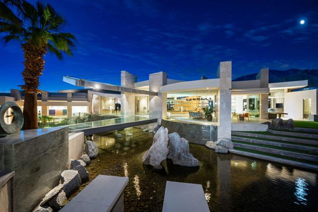 79095 Tom Fazio N Lane, La Quinta CA: https://media.crmls.org/mediaz/573c3982-2033-45c5-af6c-2460055a4572.jpg