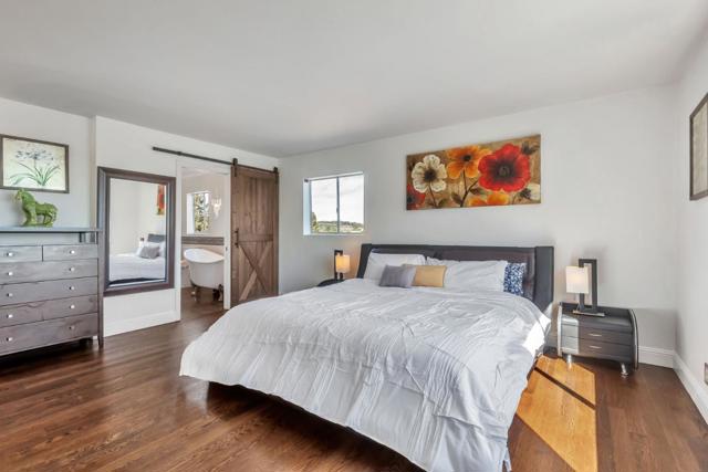 347 Rolling Hills Avenue, San Mateo CA: https://media.crmls.org/mediaz/573c78f9-19c5-4362-952b-d0a8990c2481.jpg