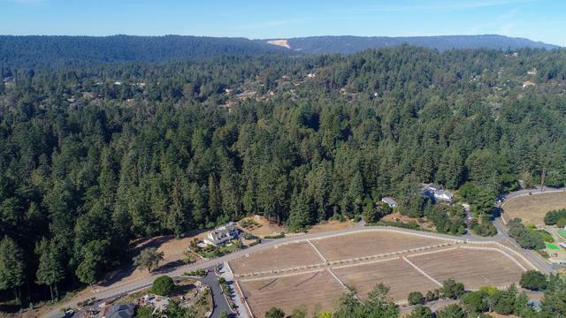 175 Rabbits Run Road, Santa Cruz CA: https://media.crmls.org/mediaz/573db73e-5504-4657-bb94-f36318852d6f.jpg