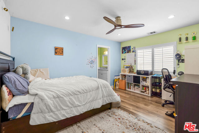 26505 Thackery Lane, Stevenson Ranch CA: https://media.crmls.org/mediaz/573efbb7-acd1-431f-9c7d-68795ac09efc.jpg