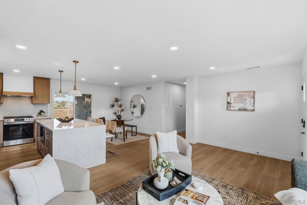 11293 Linares St - photo 6