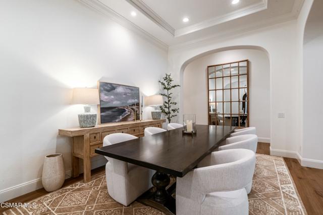 5675 Via Bonita, Newbury Park CA: https://media.crmls.org/mediaz/57401ce7-3486-4776-ac01-1f4545344c08.jpg