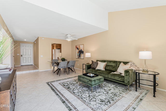 Detail Gallery Image 6 of 37 For 2451 Manet Ln, Simi Valley,  CA 93063 - 4 Beds | 3 Baths
