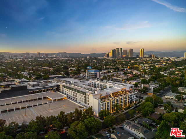 2455 Overland Avenue, Los Angeles CA: https://media.crmls.org/mediaz/57409a3e-7693-4162-a8ea-6066f23a9d81.jpg