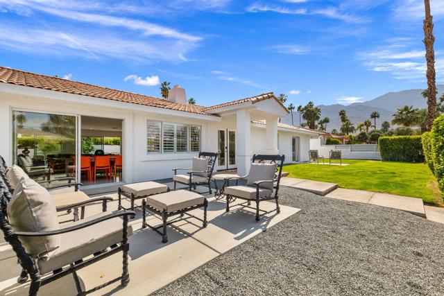 2943 Guadalupe Road, Palm Springs CA: https://media.crmls.org/mediaz/5740b135-b482-4917-b7ed-6355a329b181.jpg