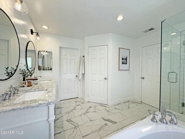 4950 Via Aurora, Newbury Park CA: https://media.crmls.org/mediaz/57411d91-1c6a-4e36-8ea3-027cdacedcc1.jpg