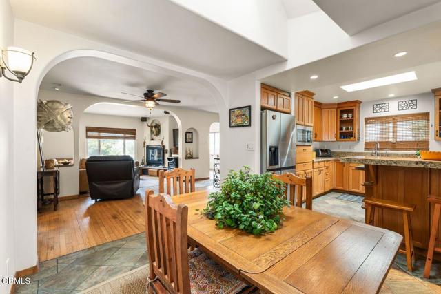 Detail Gallery Image 2 of 27 For 614 Cedar St, Ventura,  CA 93001 - 2 Beds | 1 Baths