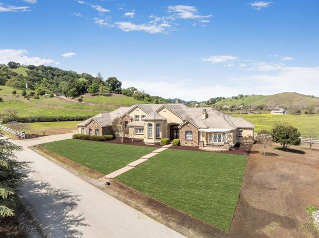 11775 Turlock Avenue, San Martin CA: https://media.crmls.org/mediaz/57428688-68c4-4606-b032-da7820e8a9c6.jpg