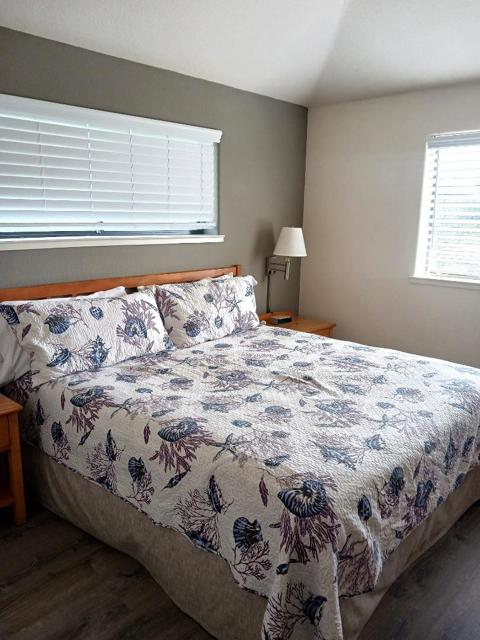 450 Seascape Resort Drive, Aptos CA: https://media.crmls.org/mediaz/5742be7e-3dfb-40d8-99a3-696fd43260c9.jpg