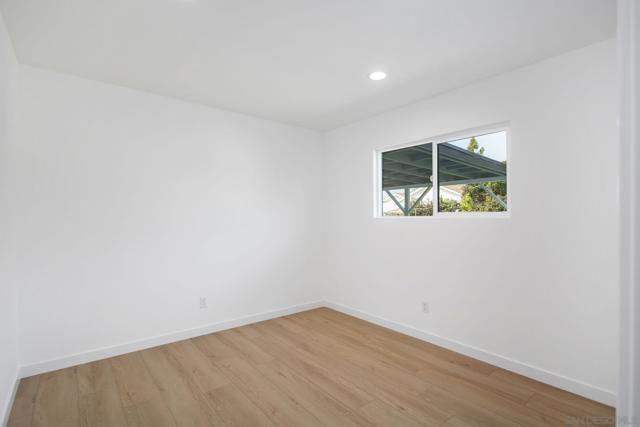 1134 Dearborn Dr, San Diego CA: https://media.crmls.org/mediaz/57438d06-3026-4088-a75e-ee3f82970ed9.jpg