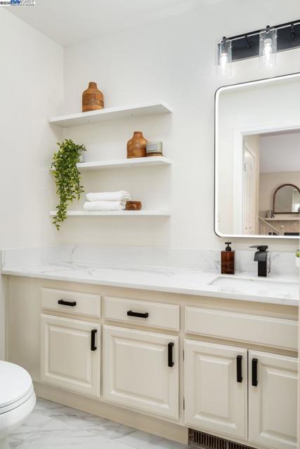 44930 Lynx Dr, Fremont CA: https://media.crmls.org/mediaz/5743e616-f9a6-46da-88a4-94dc1f130905.jpg