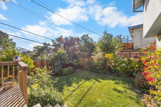 2461 Trenton Dr, San Bruno CA: https://media.crmls.org/mediaz/57460776-2837-4528-878c-563077a011fc.jpg