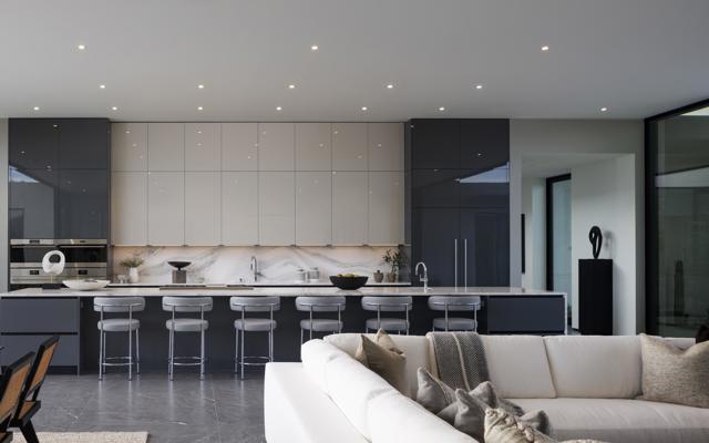 16 Via Linea, Rancho Mirage CA: https://media.crmls.org/mediaz/5746746e-ddc3-410f-b7d8-8eb58f321423.jpg