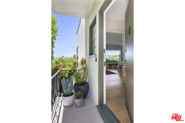 Image 2 for 1343 Lucile Ave, Los Angeles, CA 90026