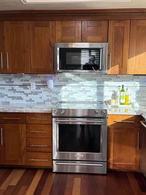 5736 Silver Leaf Road, San Jose CA: https://media.crmls.org/mediaz/5746edb1-734e-4330-97a5-f10251a30e08.jpg