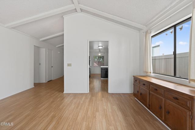 Detail Gallery Image 14 of 50 For 2920 Seahorse Ave, Ventura,  CA 93001 - 3 Beds | 2 Baths