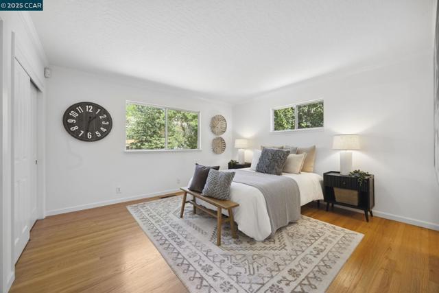 38 Oakdene Ct, Walnut Creek CA: https://media.crmls.org/mediaz/57478682-3192-443d-9a9d-ca36a61df7be.jpg