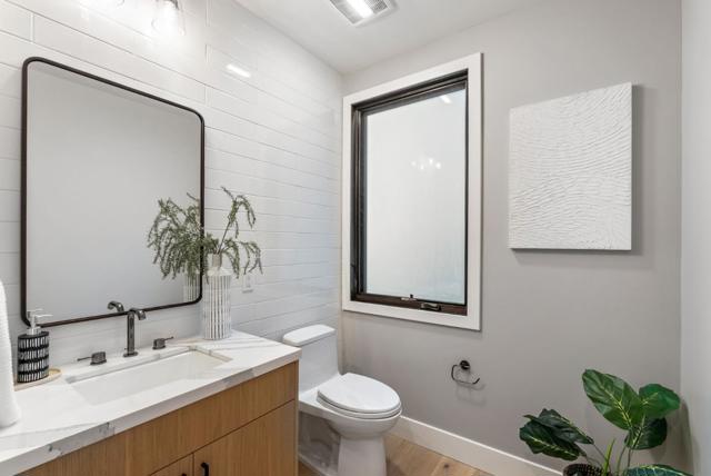 229 Hope Street, Mountain View CA: https://media.crmls.org/mediaz/5747e004-ac06-4b6a-8b67-2c69b847d566.jpg