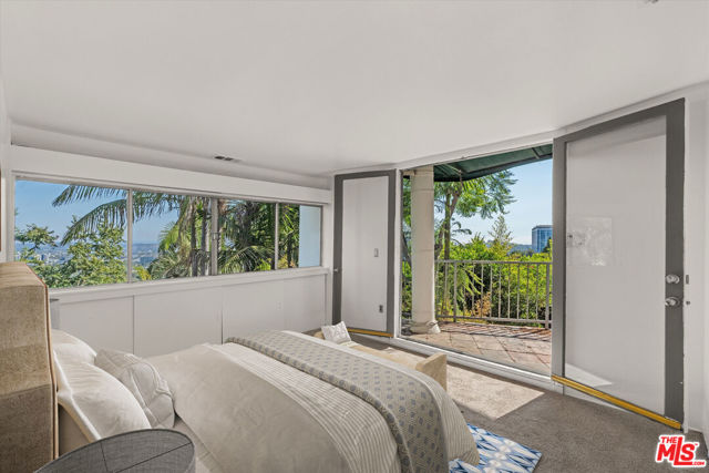1237 Hilldale Avenue, West Hollywood CA: https://media.crmls.org/mediaz/57485f30-9d9e-400c-8124-20e9da500160.jpg