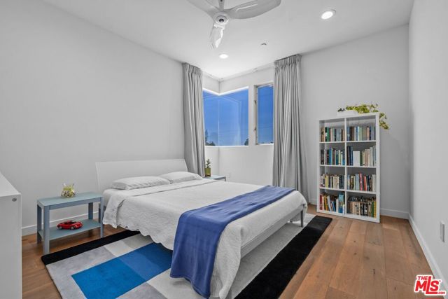3623 1/2 S Centinela Avenue, Los Angeles CA: https://media.crmls.org/mediaz/5748f6ec-b125-4268-9b70-76fa74611788.jpg