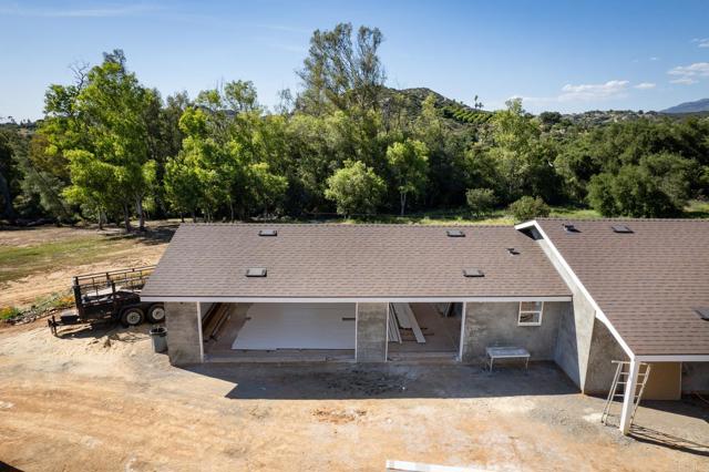 Detail Gallery Image 6 of 11 For 15670 Fruitvale Rd, Valley Center,  CA 92082 - 4 Beds | 2/1 Baths