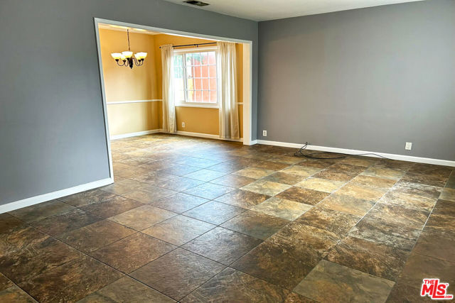 2513 Denmead Street, Lakewood CA: https://media.crmls.org/mediaz/574b73a1-764e-499e-b152-5b23a20bc211.jpg