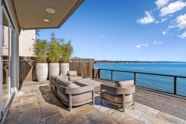 108 Grove Lane, Capitola CA: https://media.crmls.org/mediaz/574bdf59-272d-479d-bcf8-fddec10fb8c4.jpg