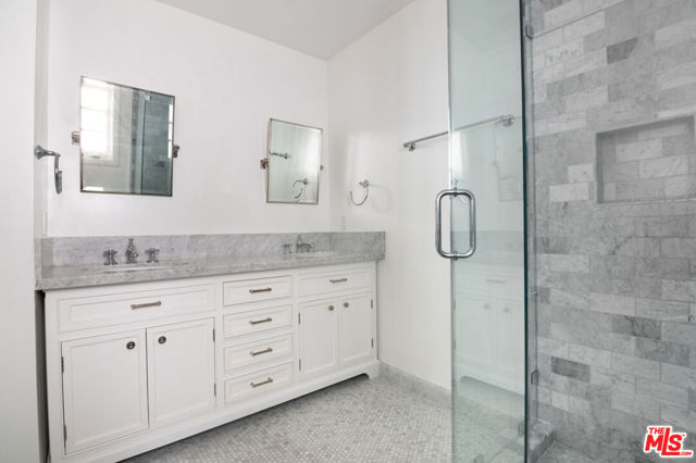 225 23rd Street photo 6