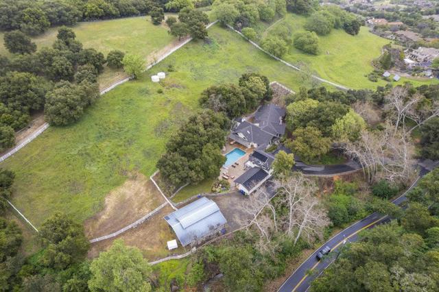 14205 Shannon Road, Los Gatos CA: https://media.crmls.org/mediaz/574cb76f-9d62-4cdd-8bb4-7e0c7f286080.jpg
