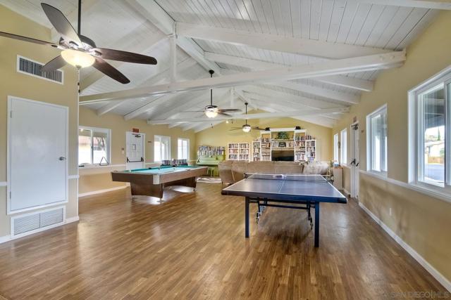 1001 S Hale Ave, Escondido CA: https://media.crmls.org/mediaz/574d310f-bc74-4218-beb6-b9f21448e499.jpg