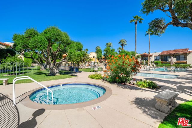 1409 N Sunrise Way #45, Palm Springs, CA 92262
